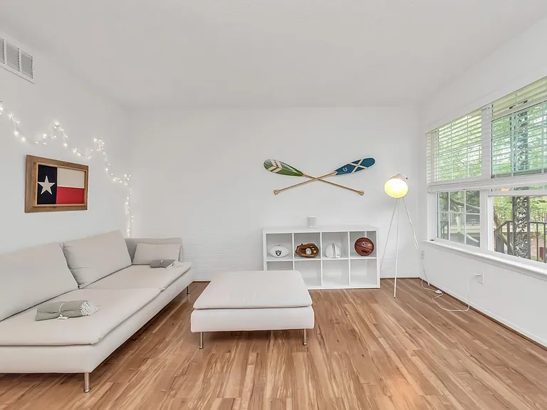 3224 Timmons Ln #136 — Photo 10