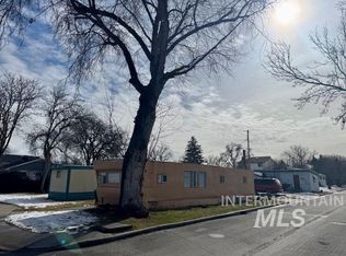 2214 N Raymond St, Boise, ID 83704