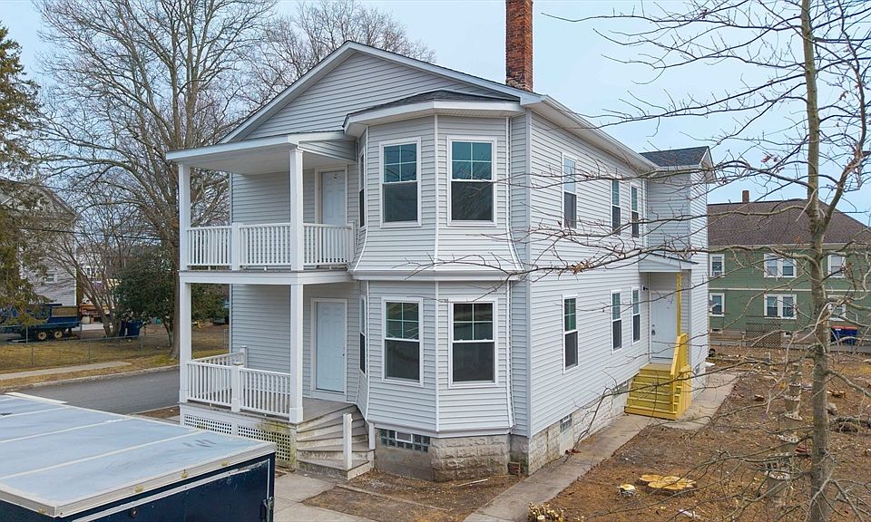 1st image of 296 Hemlock St