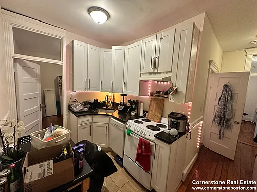65 Burbank St #18 Photo 1
