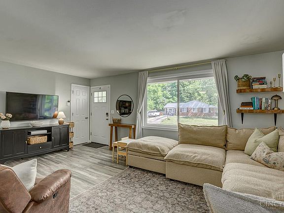 4th image of 609 Neptune Way