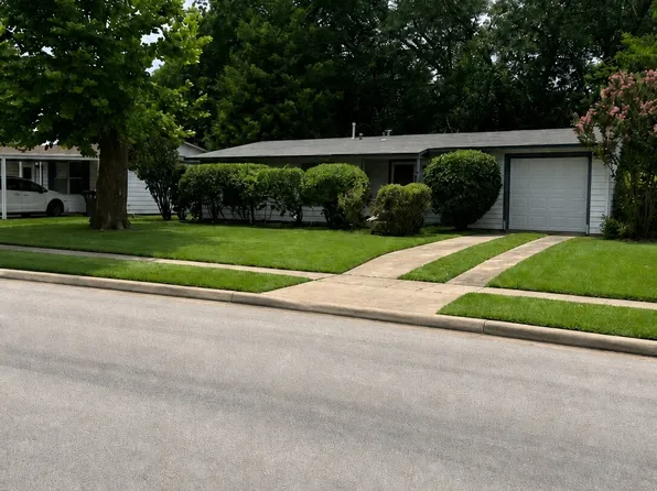 1513 Murray Dr, Garland, TX 75042