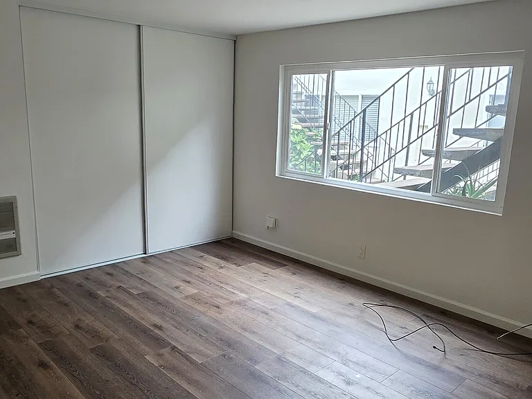 2236 San Antonio Ave #B — Photo 7