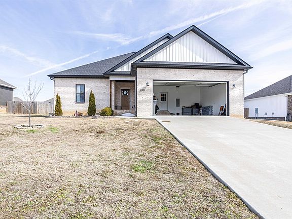 2nd image of 120 Sarah Grace Dr