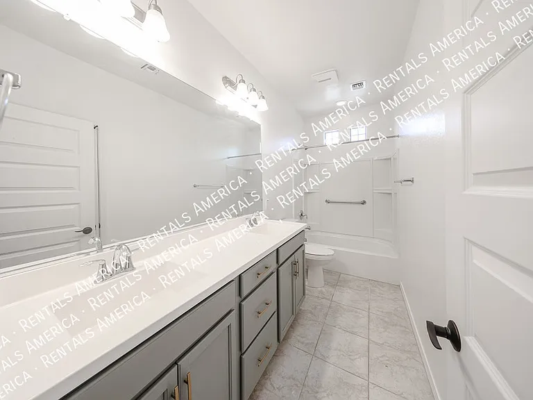 13487 N 174th Ave — Photo 39