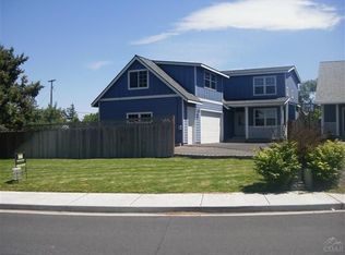 1150 SW Canyon Dr, Redmond, OR 97756