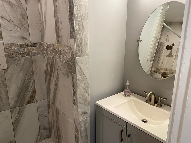 Modern bath