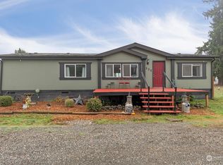 227 Quick Rd, Castle Rock, WA 98611