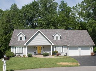 121 Hunters Trce, Campbellsvlle, KY 42718