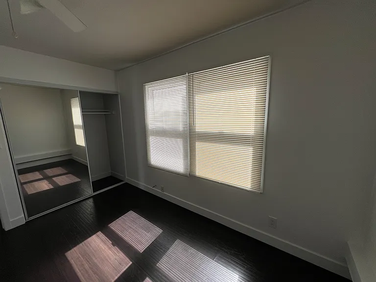 379 Termino Ave #5 — Photo 11