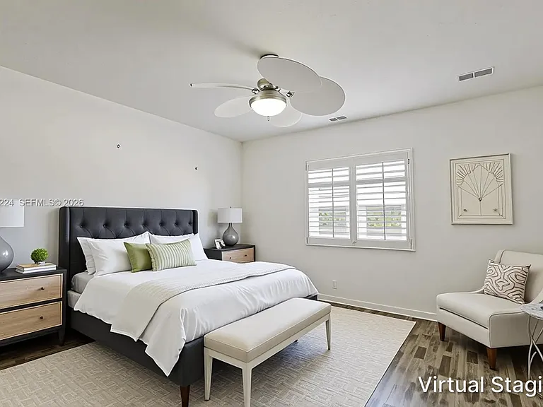 7577 Caprio Dr — Photo 15