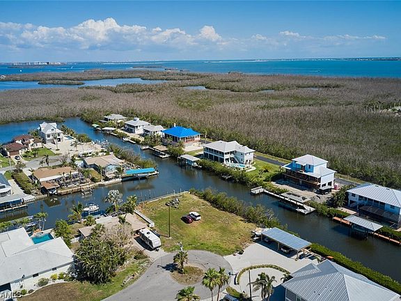 2nd image of 2680 Egret Court St