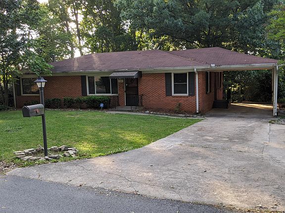 2nd image of 923 Etta Vista Cir