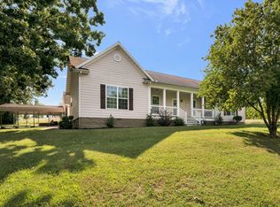 250 High St E, Mc Ewen, TN 37101
