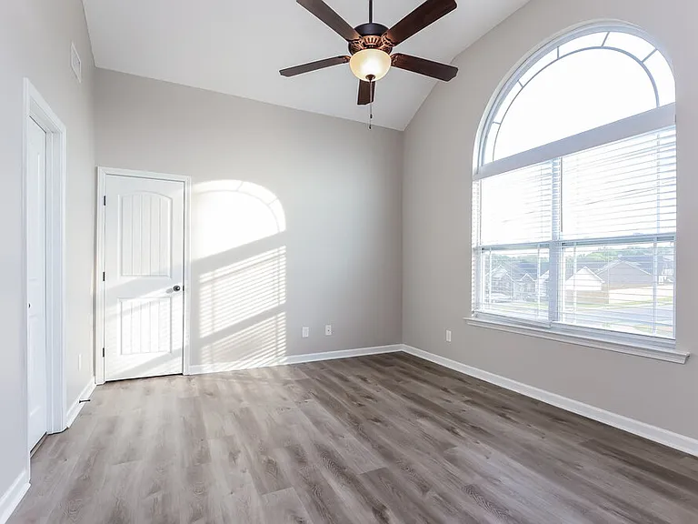 713 Wildwood Dr — Photo 12