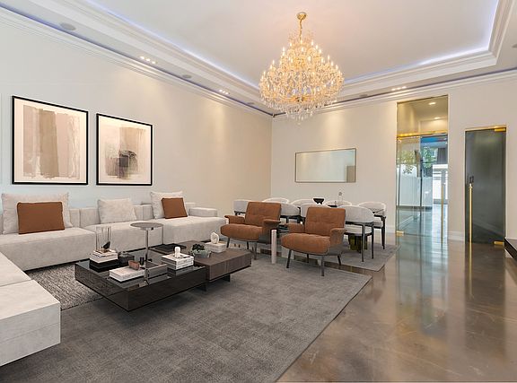 2nd image of 843 N California Ave #1