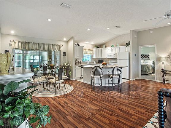 5th image of 3024 Glenwood Pl