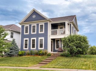 5525 S Prairie View Dr, West Des Moines, IA 50266