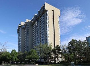 200 Robert Speck Pkwy #1801, Mississauga, ON L4Z 1S3