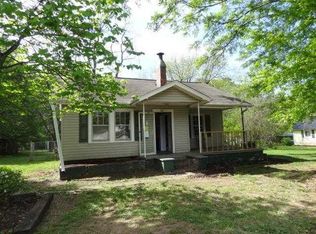 386 Old Pelzer Rd, Piedmont, SC 29673