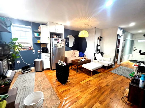 343 Palmetto Street image 1 of 9