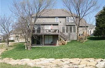 2nd image of 5719 NE Timber Hills Dr