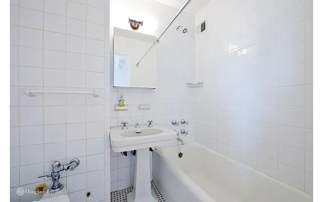 Rented by Douglas Elliman | media 4