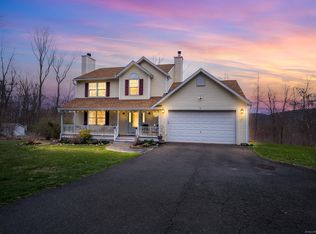 14 Frazier Rd, Hamden, CT 06518