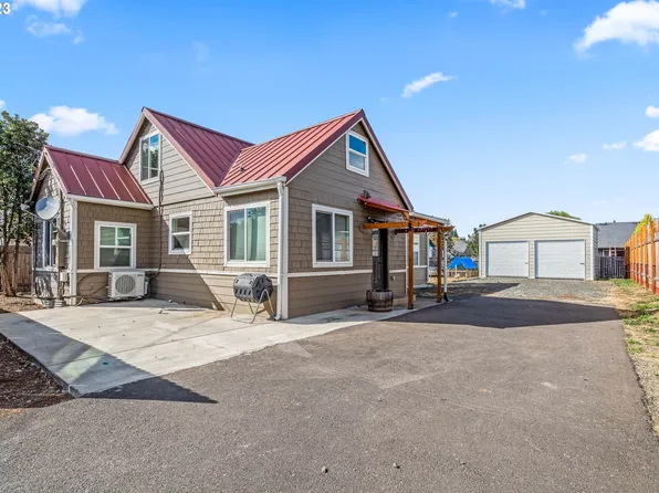 438 Hillegas Ave, Creswell, OR 97426