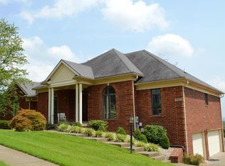 1802 Austinwood Pl, Louisville, KY 40214