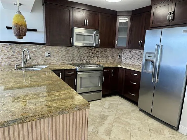 14415 N Kendall Dr #405G — Photo 8