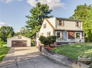 1015 Ironwood Rd, Akron, OH 44306