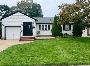 694 Blackstone Ave, East Meadow, NY 11554