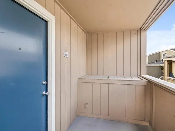 820 Casanova Ave APT 7, Monterey, CA 93940