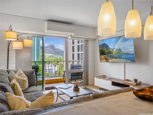 303 Liliuokalani Ave APT 1104, Honolulu, HI 96815