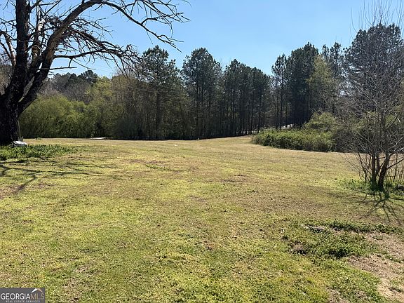 2nd image of 853 Cornelius Rd