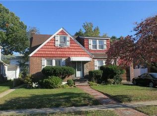 57 Broadway, Valley Stream, NY 11580