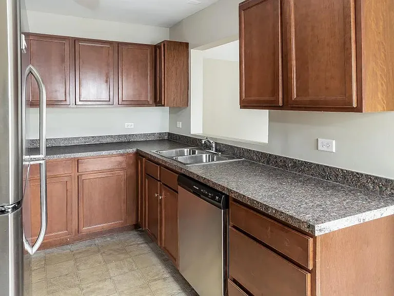 320 S Yale Ave — Photo 13