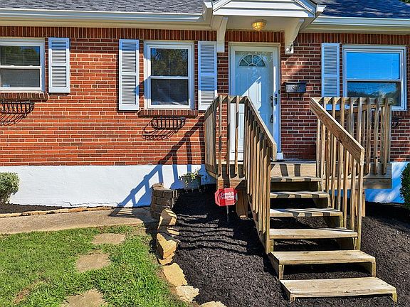 3rd image of 6804 Sunray Ave