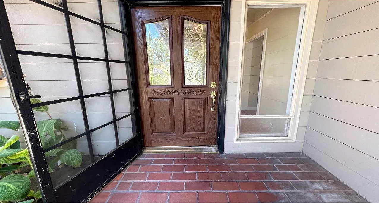 3 bed, 1.5 bath, 1796 sqft, $2,650 — Photo 3