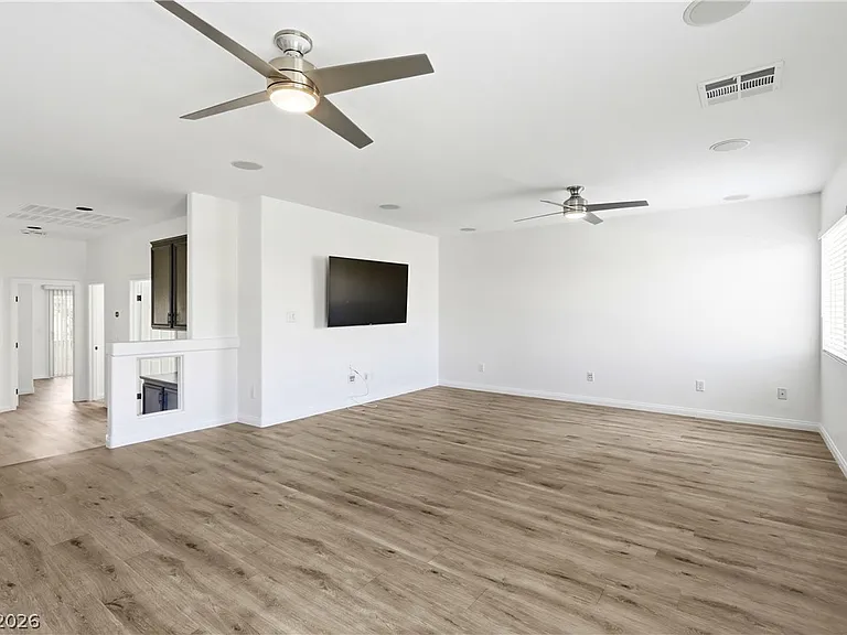 6286 Brave Voyager Ct — Photo 32