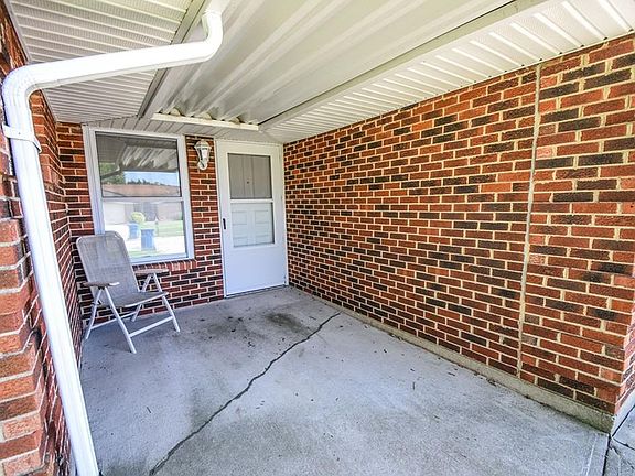 5th image of 5426 Woodgate Dr