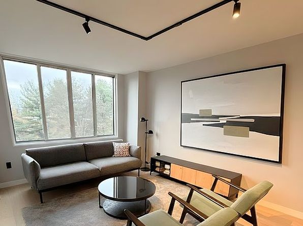 2939 Van Ness St NW APT 838