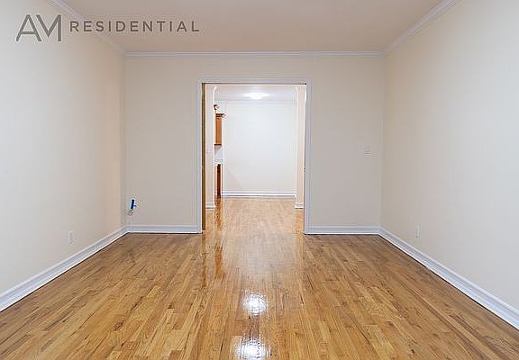 2nd image of 2249 Ocean Ave APT 1