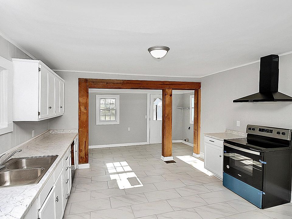1st image of 209 Fairdel St