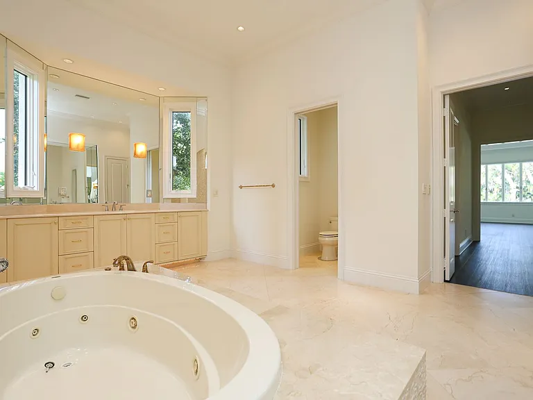 823 Cassena Rd — Photo 56