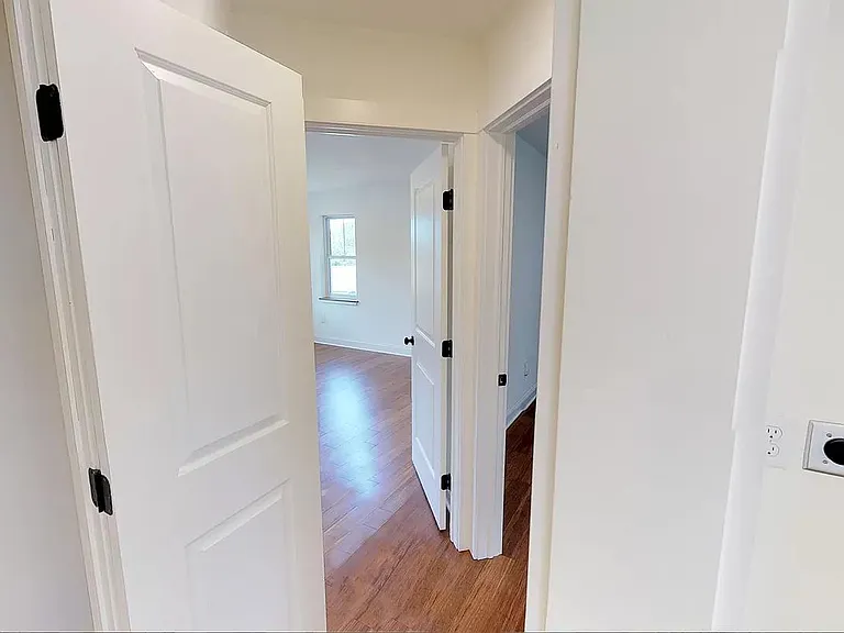 215 W Spencer St #A-3 — Photo 5