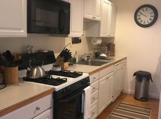 8 S Russell St APT 2, Boston, MA 02114