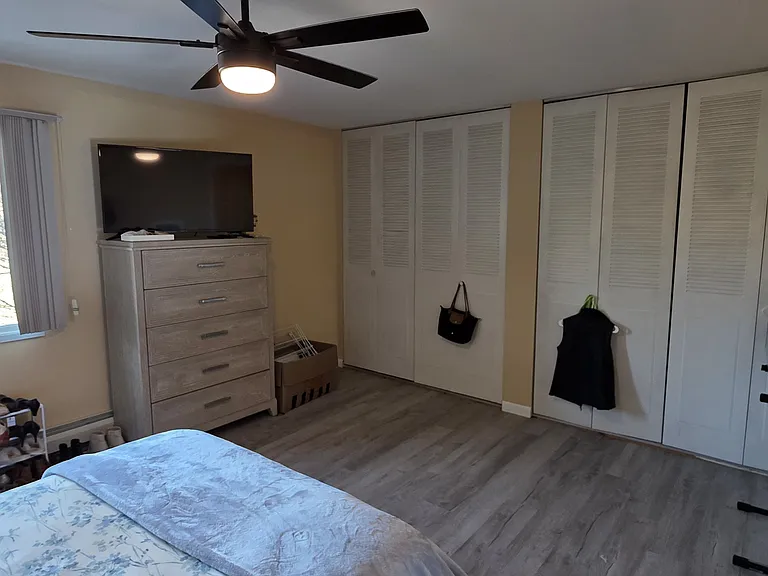 2248 N Triphammer Rd #F8 — Photo 8