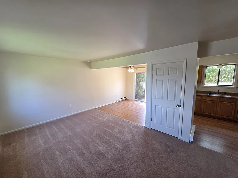 405 Blackhawk Rd #12 — Photo 2